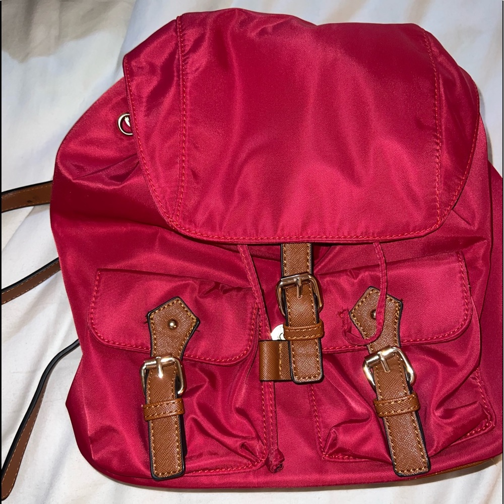 Backpack - Picture 3 of 3